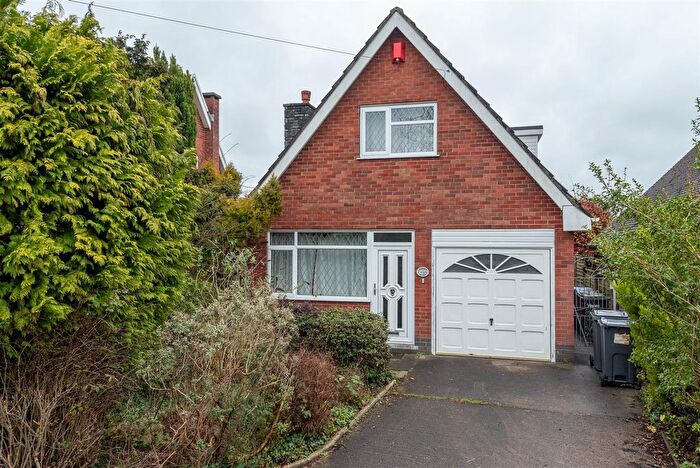 2 Bedroom Detached Bungalow For Sale In Wigan Road, Euxton, Chorley, PR7