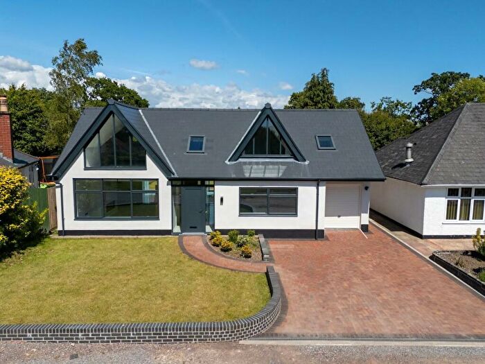 4 Bedroom Detached House To Rent In Gernant, Rhiwbina, Cardiff, CF14