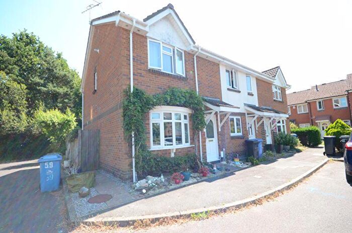 3 Bedroom End Of Terrace House To Rent In Lentham Close, Poole, BH17