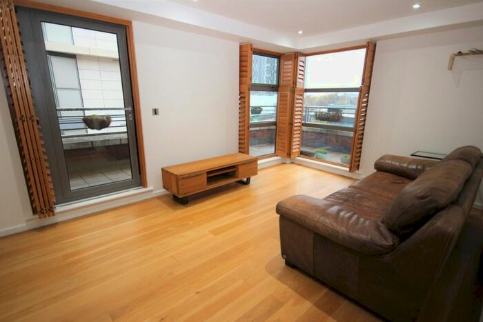 2 Bedroom Flat To Rent In Chester Road, Manchester, M15