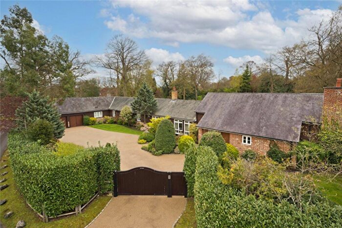 6 Bedroom Detached House To Rent In The Barn, Kings Drive, Burhill Park, Walton-on-Thames, KT12