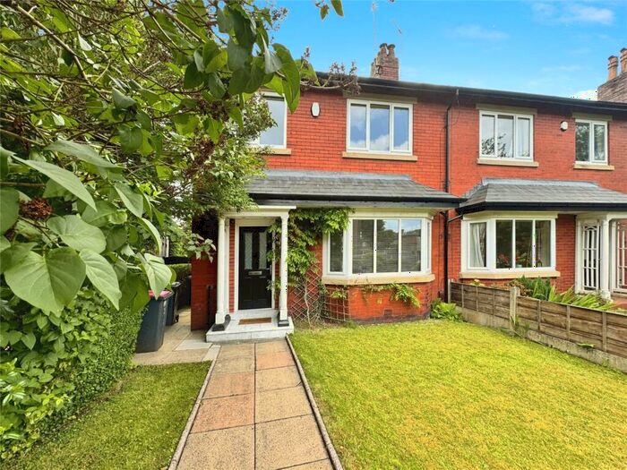 4 Bedroom Semi-Detached House To Rent In Houghton Lane, Swinton, Manchester, Greater Manchester, M27