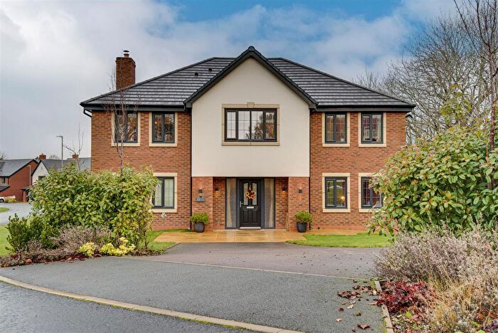 5 Bedroom Detached House For Sale In Kestrel Close, Congleton, CW12