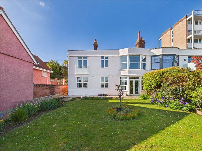 4 Bedroom Detached House For Sale In South Hill, Felixstowe, Suffolk, IP11
