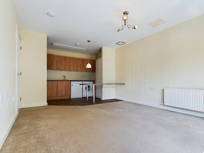 1 Bedroom Flat To Rent In Priestley Road, Limes Park, Basingstoke, RG24