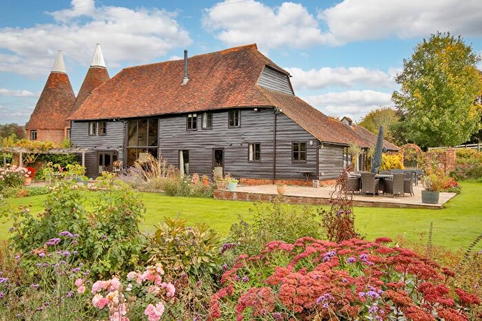 4 Bedroom Barn Conversion For Sale In The Common, Sissinghurst, Kent, TN17