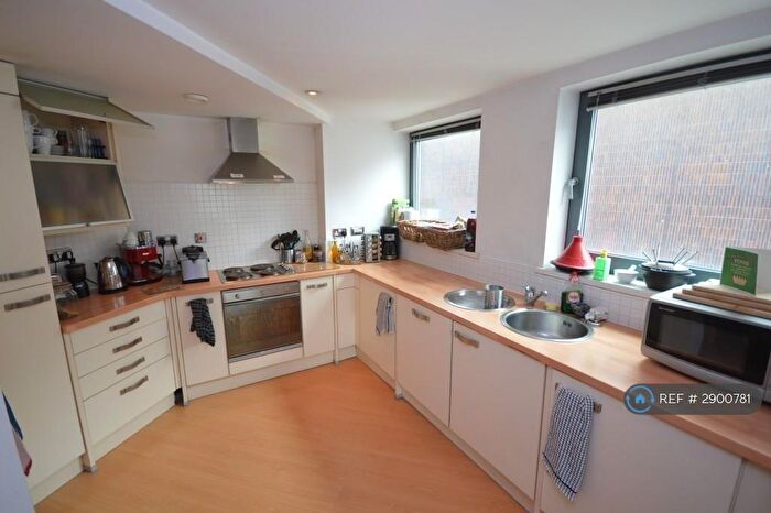 2 Bedroom Flat To Rent In Little Neville Street, Leeds, LS1