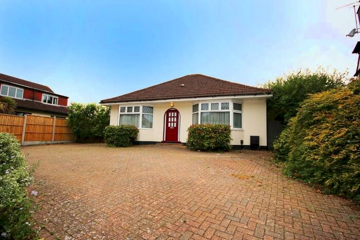 3 Bedroom Detached Bungalow To Rent In Ranelagh Drive, Edgware, Middlesex, HA8
