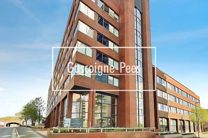 2 Bedroom Apartment To Rent In Basingstoke Town Center, RG21