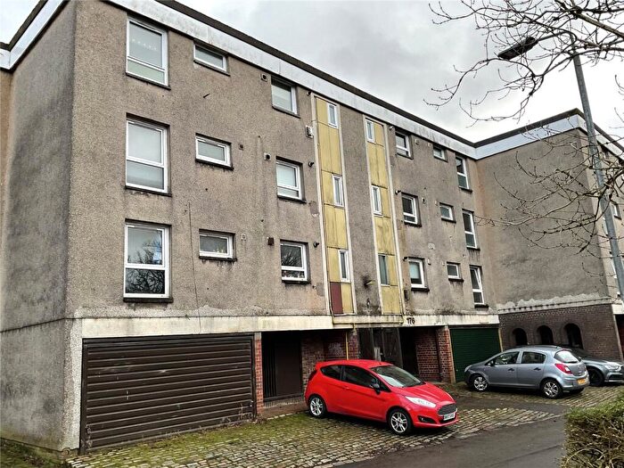 3 Bedroom Flat For Sale In Glenhove Road, Cumbernauld, Glasgow, North Lanarkshire, G67