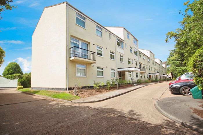 2 Bedroom Flat For Sale In Northumberland Road, Leamington Spa, CV32