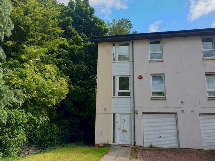 5 Bedroom House To Rent In Friary Gardens, DD2