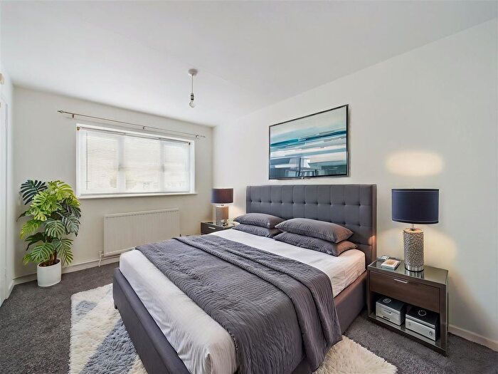 2 Bedroom Semi-Detached House For Sale In Clifton Grove, Gedling, Nottingham, NG4