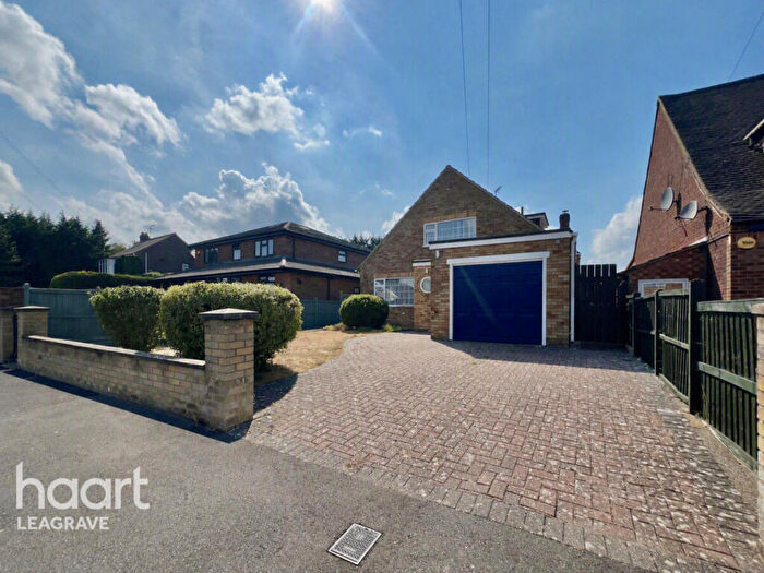 4 Bedroom Detached House For Sale In Wellgate Road, Luton, LU4