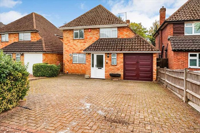 3 Bedroom Detached House For Sale In Bunby Road, Stoke Poges, SL2