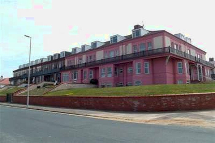 2 Bedroom Flat To Rent In Trinity Road, Hoylake, CH47