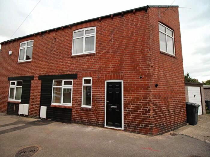 1 Bedroom Terraced House To Rent In Cusworth Road, Doncaster, South Yorkshire, DN5