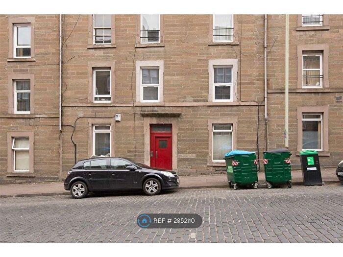 2 Bedroom Flat To Rent In Rosefield Street, Dundee, DD1