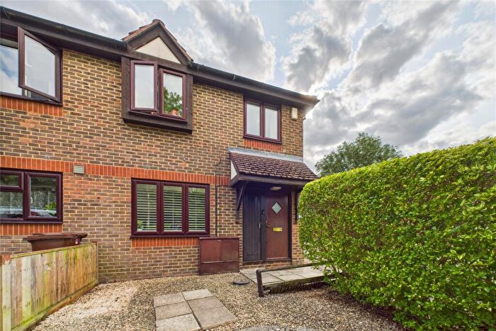 3 Bedroom Semi-Detached House For Sale In Barley Mead, Warfield, Bracknell, RG42