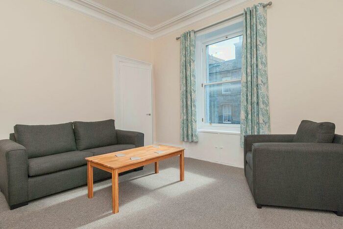 2 Bedroom Property To Rent In L &#; Blackwood Crescent, Edinburgh, EH9