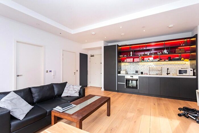 1 Bedroom Apartment To Rent In Corson House, City Island Way, Canning Town, E14