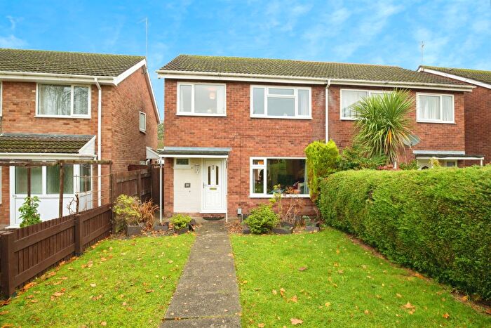 3 Bedroom Semi Detached House For Sale In Waun Fach, Cardiff, CF23