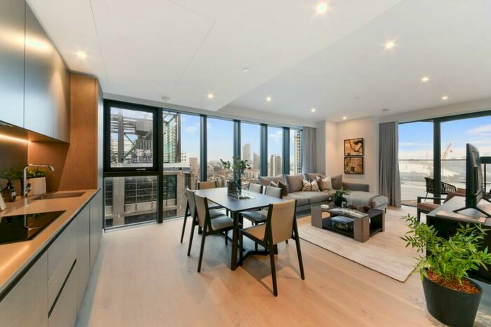 2 Bedroom Flat To Rent In George Street, Canary Wharf, E14