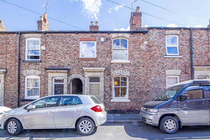 3 Bedroom Terraced House For Sale In Farrar Street, York, YO10