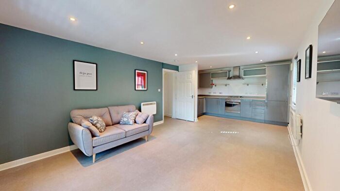 2 Bedroom House To Rent In St Ann's Court, Leeds, LS5