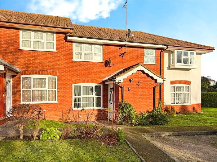 1 Bedroom Detached House For Sale In Harvard Close, Woodley, Reading, RG5