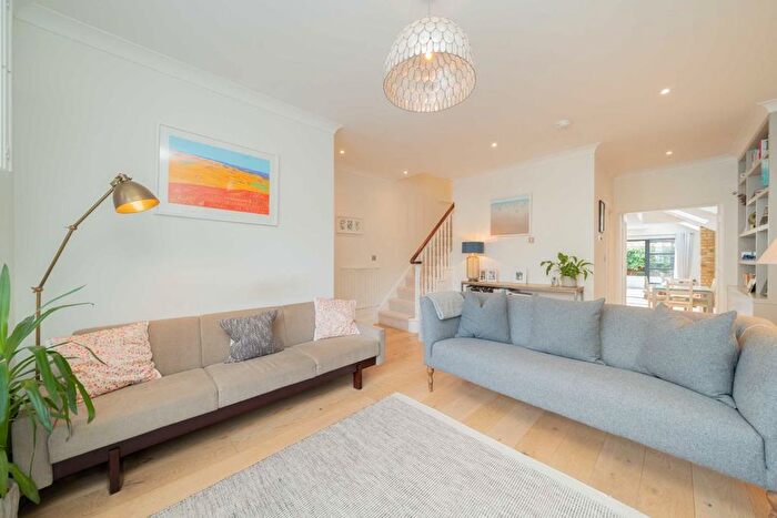 4 Bedroom Property To Rent In Humbolt Road, London, W6