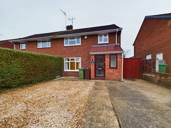 3 Bedroom Semi-Detached House To Rent In Maple Drive, Brockworth, Gloucester, GL3