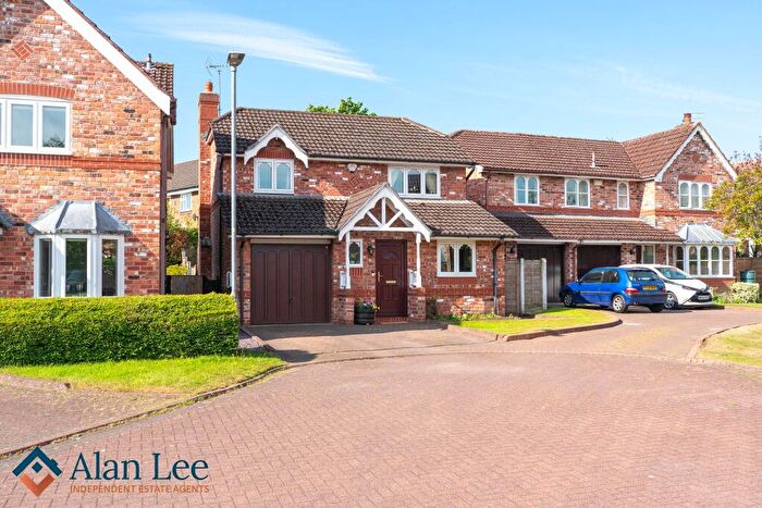 3 Bedroom Detached House For Sale In Hamble Way, Macclesfield, SK10