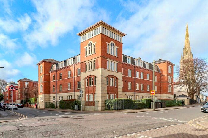 1 Bedroom Flat To Rent In St. Georges Place, Cheltenham, GL50