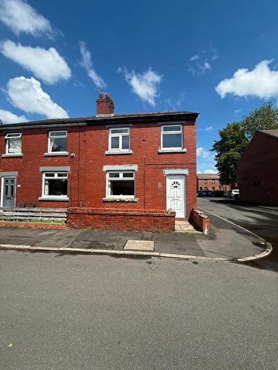 3 Bedroom Semi-detached House For Sale In Wolsey Street, Radcliffe, Manchester, M26