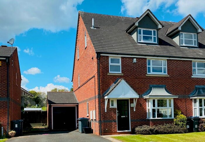 5 Bedroom Semi-Detached House To Rent In Mariner Avenue, Edgbaston, B16