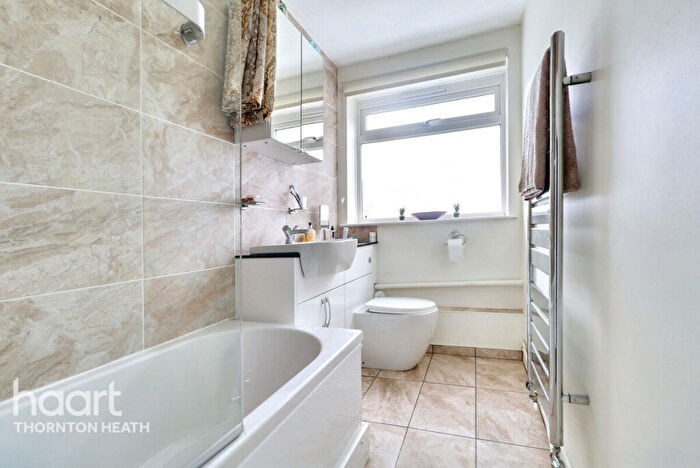 2 Bedroom Apartment For Sale In Parchmore Road, Thornton Heath, CR7