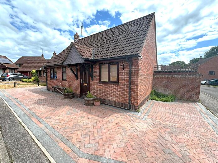 2 Bedroom Detached Bungalow For Sale In Spinney Close, Beetley, Dereham, NR20