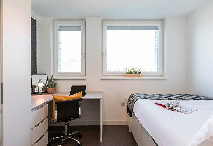 1 Bedroom Private Hall To Rent In Lewes Road, BN2