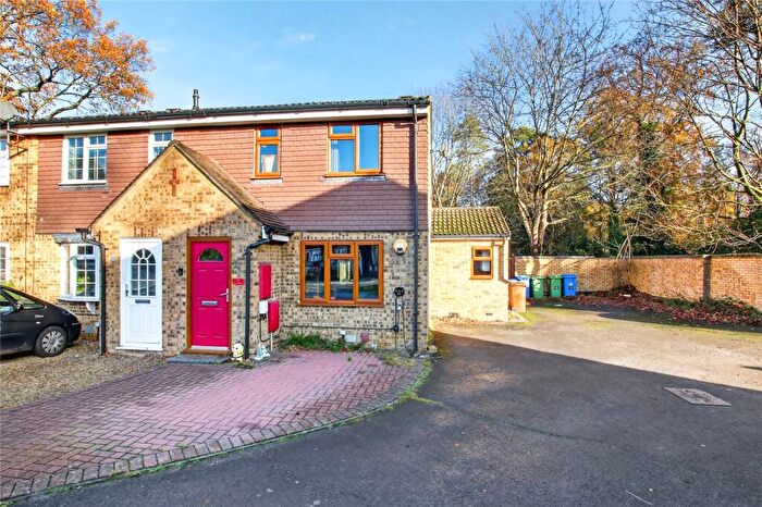 2 Bedroom Terraced House For Sale In Draycott, Bracknell, RG12