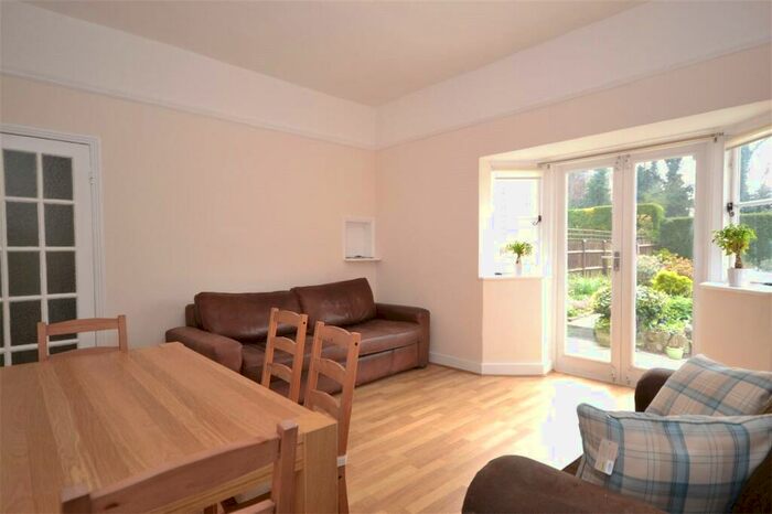 3 Bedroom End Of Terrace House To Rent In Richmond Road, East Finchley, London, N2