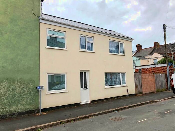 2 Bedroom Property To Rent In Cleveland Street, St. Thomas, Exeter, EX4