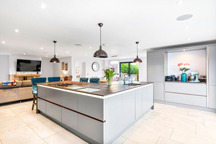 5 Bedroom Detached House For Sale In Lysterfield End, Nettleham, Lincoln, Lincolnshire, LN2