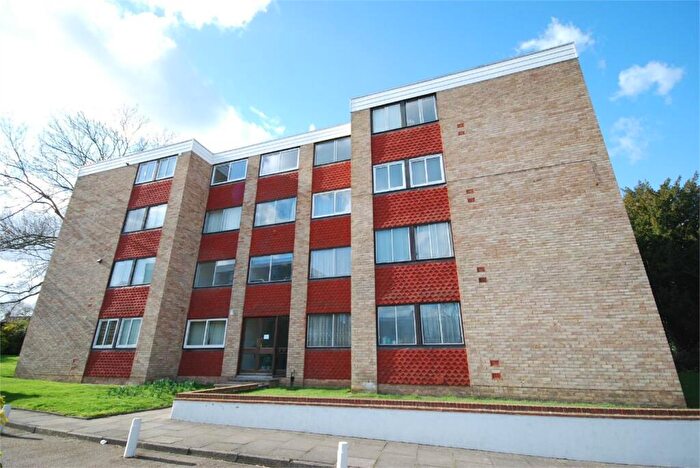 2 Bedroom Apartment To Rent In Westpoint, Shortlands Grove, Bromley, BR2