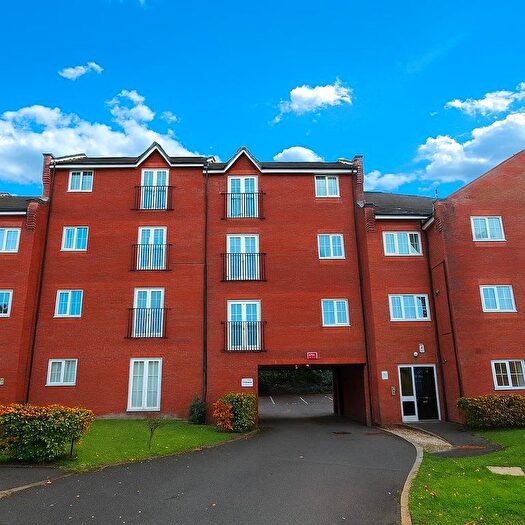 2 Bedroom Flat For Sale In Finsbury Court, Bolton, BL1