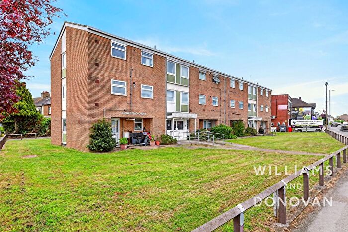 2 Bedroom Flat For Sale In High Street, Hadleigh, SS7