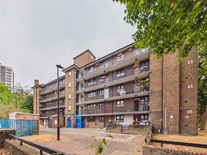 2 Bedroom Property For Sale In Custance House, Provost Estate, Old Street, N1