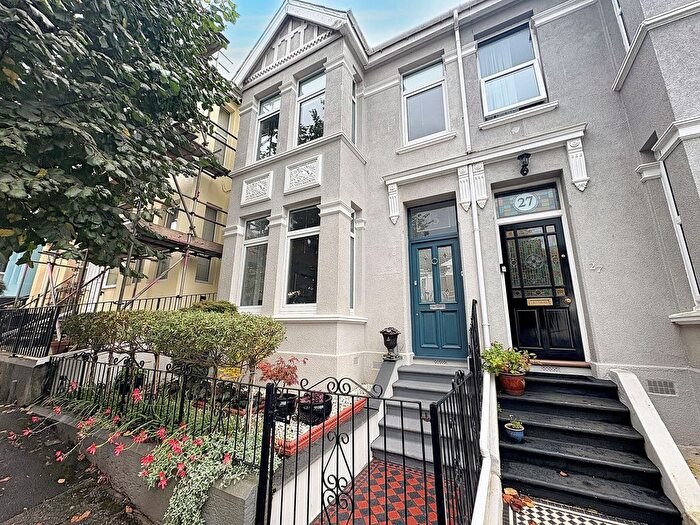 3 Bedroom Terraced House For Sale In Quarry Park Road, Peverell, PL3