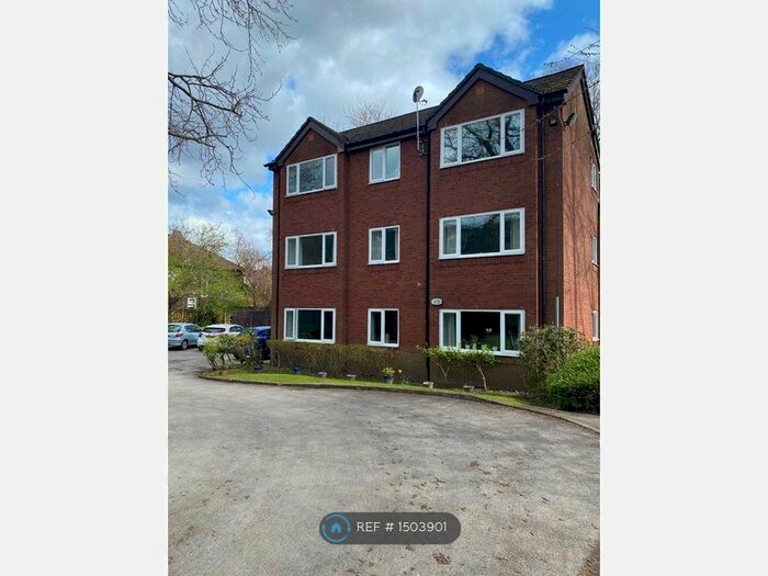 2 Bedroom Flat To Rent In Ash Court, Stockport, SK4