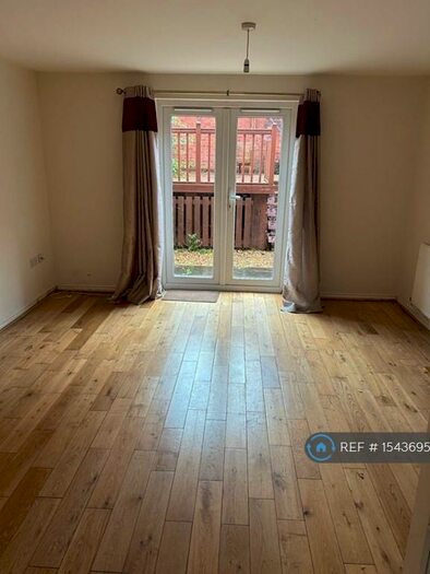 4 Bedroom Terraced House To Rent In Pentwyn Drive, Cardiff, CF23